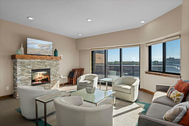 2885 Knox Avenue S 605, Minneapolis, MN 55408