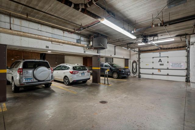 2885 Knox Avenue S 605, Minneapolis, MN 55408