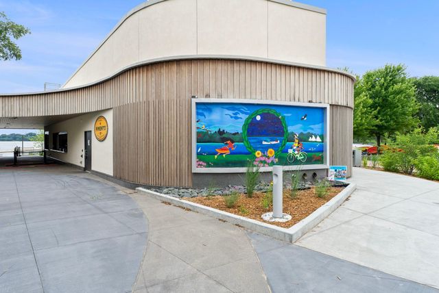 2885 Knox Avenue S 605, Minneapolis, MN 55408