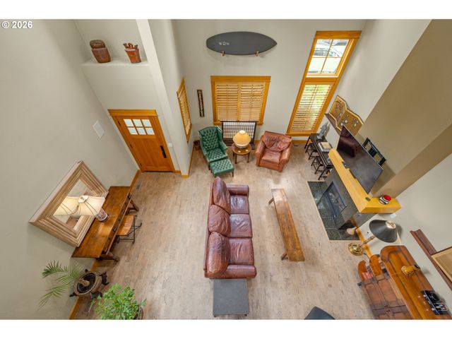 3017 LORD BYRON Pl, Eugene, OR 97408