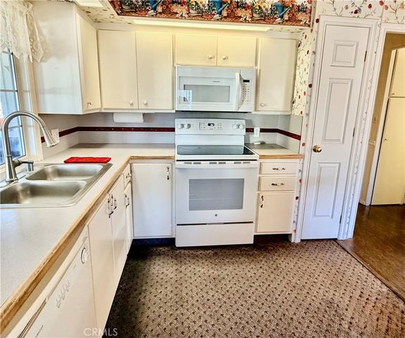 45055 E Florida Avenue 48, Hemet, CA 92544