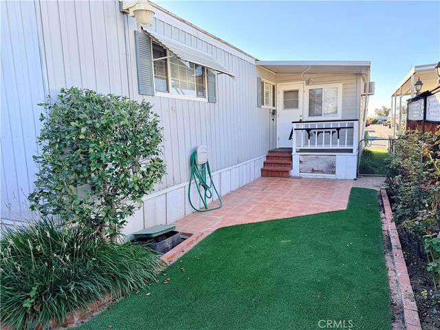 45055 E Florida Avenue 48, Hemet, CA 92544