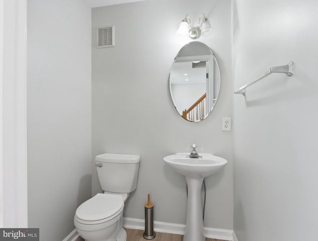 8 QUAILS NEST CT, Baltimore, MD 21236