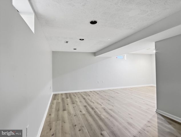 8 QUAILS NEST CT, Baltimore, MD 21236