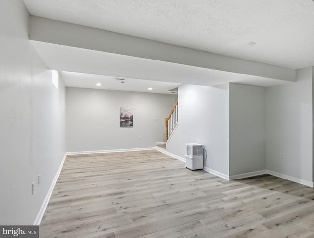 8 QUAILS NEST CT, Baltimore, MD 21236
