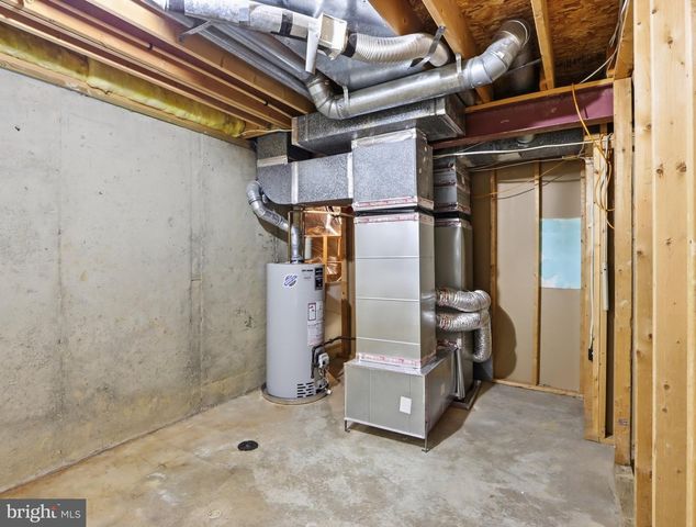 8 QUAILS NEST CT, Baltimore, MD 21236