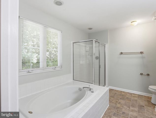 8 QUAILS NEST CT, Baltimore, MD 21236