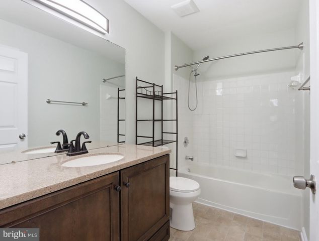8 QUAILS NEST CT, Baltimore, MD 21236