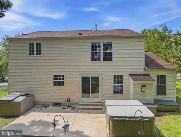 8 QUAILS NEST CT, Baltimore, MD 21236