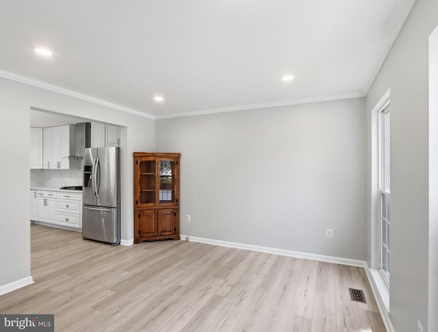 8 QUAILS NEST CT, Baltimore, MD 21236