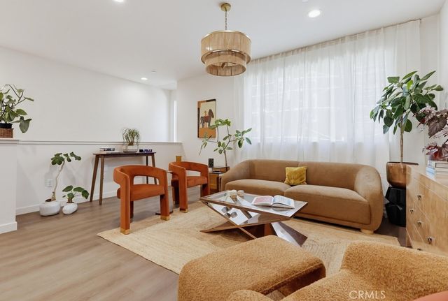 1546 Chia Way, Los Angeles, CA 90041