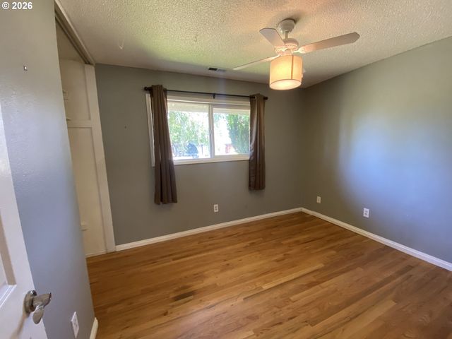 6119 MONTANA Ln, Vancouver, WA 98661