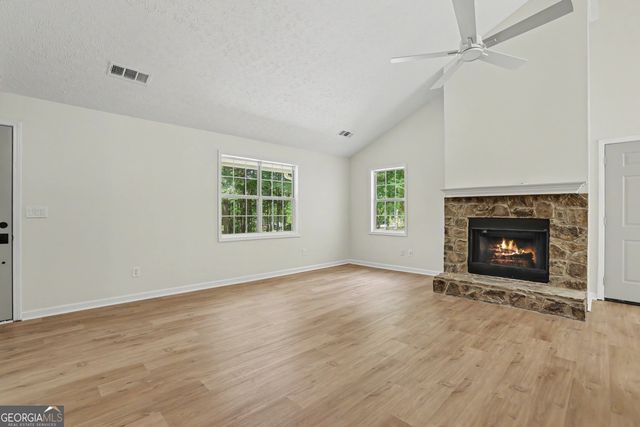 338 Hunters Run, Jefferson, GA 30549