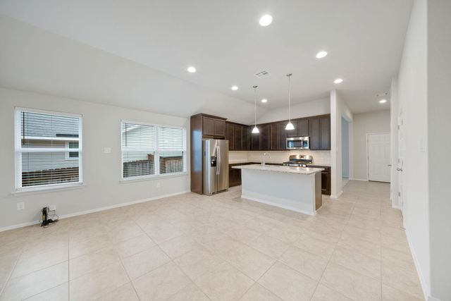 435 Spiny Lizard LN, San Marcos, TX 78666