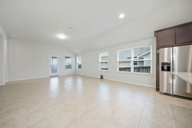 435 Spiny Lizard LN, San Marcos, TX 78666