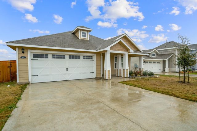 435 Spiny Lizard LN, San Marcos, TX 78666