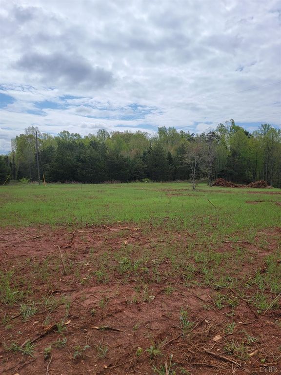 18 Pebble Road, Rustburg, VA 24588