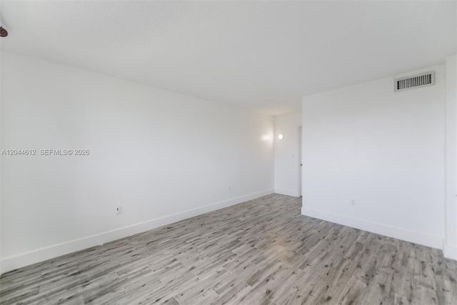 2851 Leonard Drive J505, Aventura, FL 33160