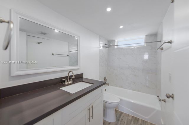 2851 Leonard Drive J505, Aventura, FL 33160