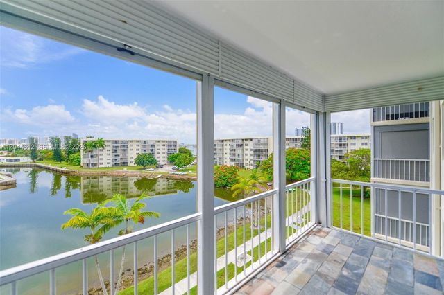 2851 Leonard Drive J505, Aventura, FL 33160