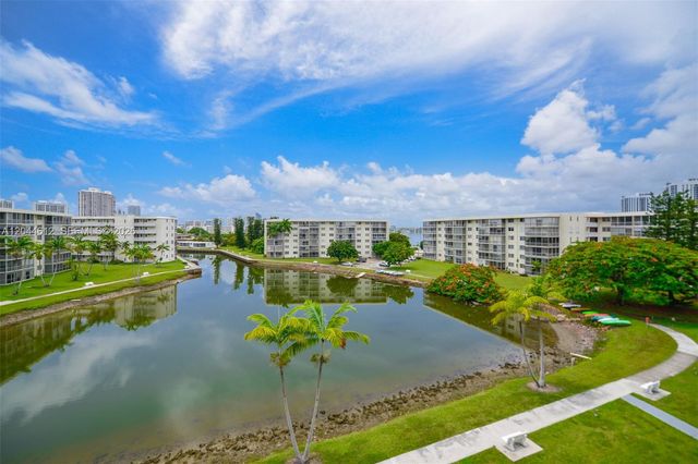 2851 Leonard Drive J505, Aventura, FL 33160