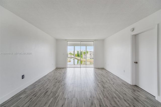 2851 Leonard Drive J505, Aventura, FL 33160