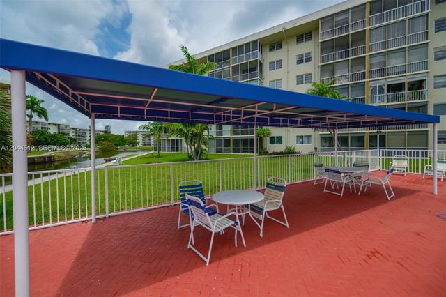 2851 Leonard Drive J505, Aventura, FL 33160