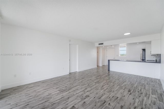 2851 Leonard Drive J505, Aventura, FL 33160