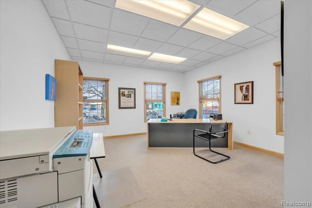 907 W 14 Mile Road, Clawson, MI 48017