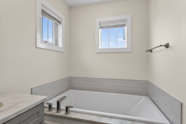 17 Trailside Terrace 17, Marlborough, MA 01752