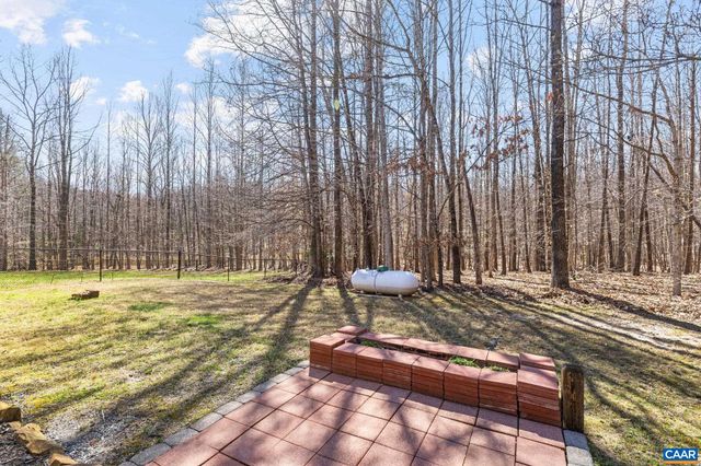 1815 RIVANNA WOODS DR, Fork Union, VA 23055