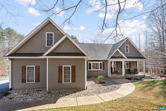 1815 RIVANNA WOODS DR, Fork Union, VA 23055