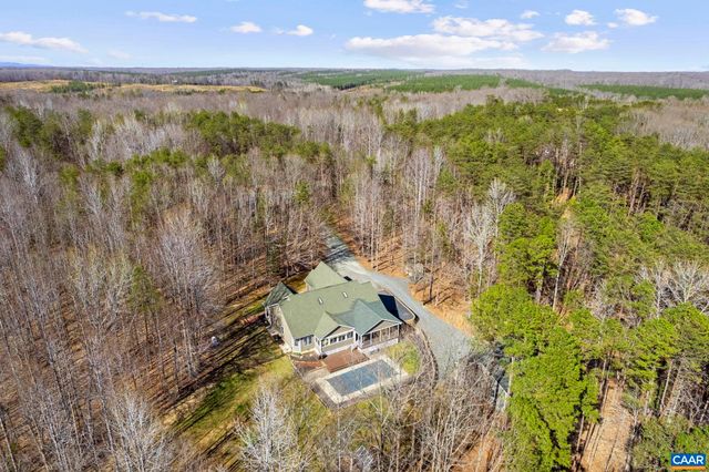 1815 RIVANNA WOODS DR, Fork Union, VA 23055