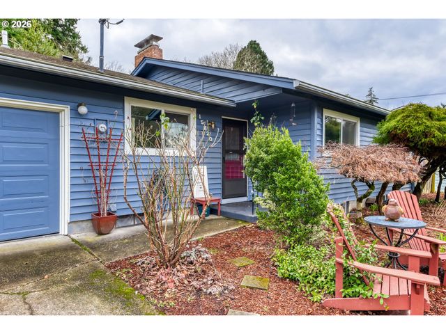 15820 Ne BROADWAY, Portland, OR 97230