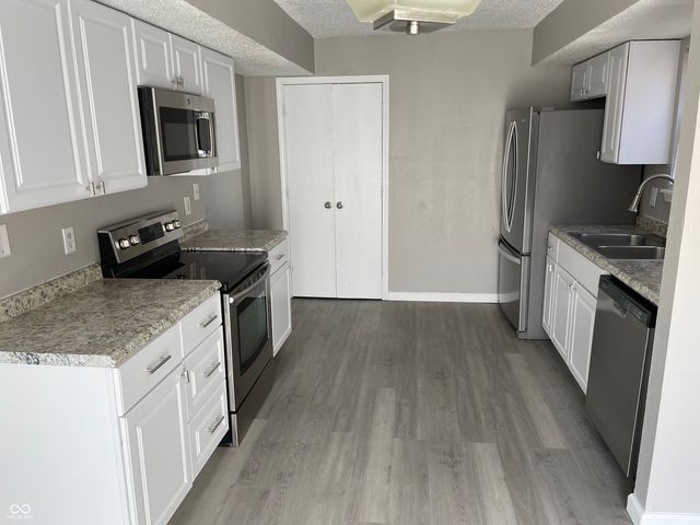 1255 Country Ridge Lane, Indianapolis, IN 46234