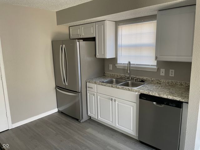 1255 Country Ridge Lane, Indianapolis, IN 46234
