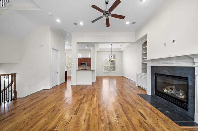 2828 Sherwin Street, Houston, TX 77007