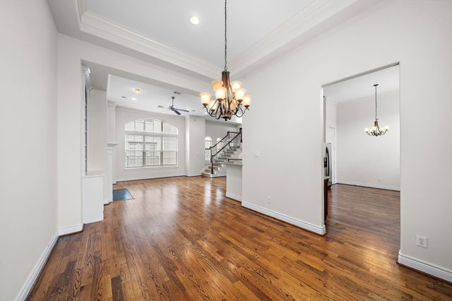 2828 Sherwin Street, Houston, TX 77007