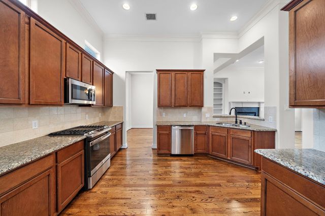 2828 Sherwin Street, Houston, TX 77007