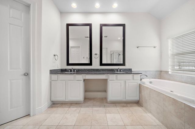 2828 Sherwin Street, Houston, TX 77007