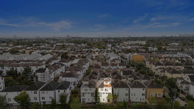 2828 Sherwin Street, Houston, TX 77007
