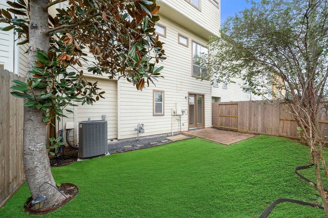 2828 Sherwin Street, Houston, TX 77007