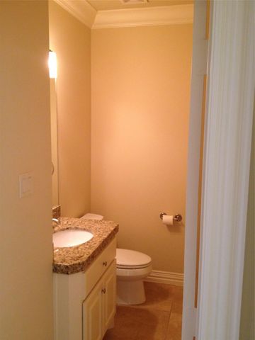 2038 Palm Forest Lane, Houston, TX 77077