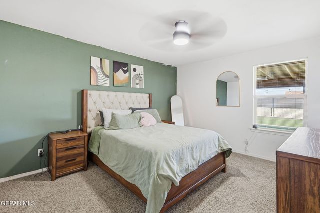 732 Nuevo Desierto Drive, Horizon City, TX 79928