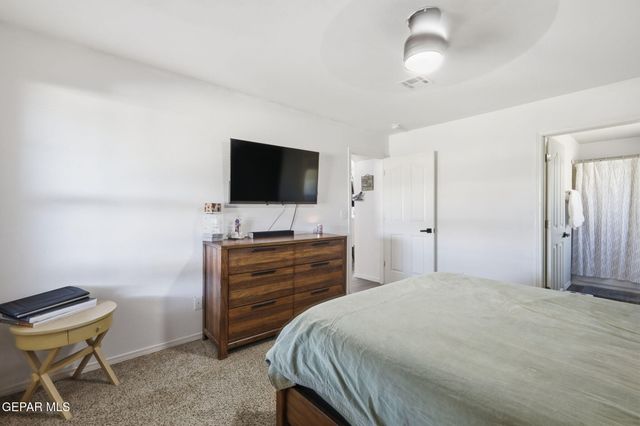 732 Nuevo Desierto Drive, Horizon City, TX 79928