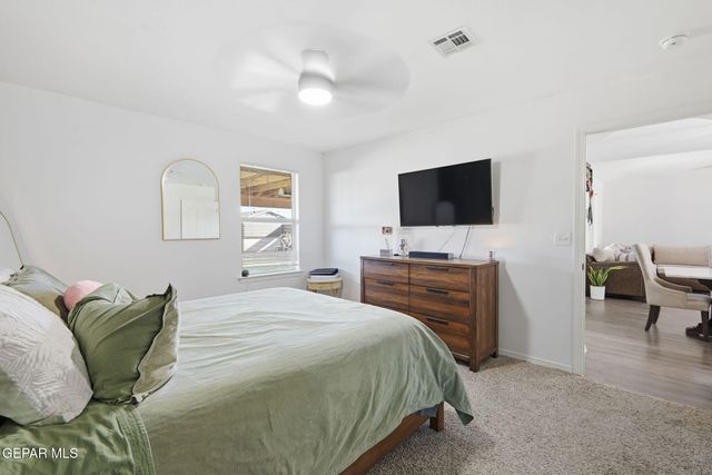 732 Nuevo Desierto Drive, Horizon City, TX 79928