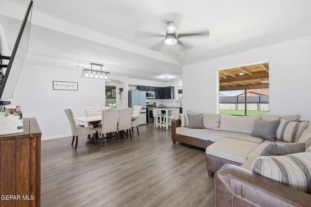 732 Nuevo Desierto Drive, Horizon City, TX 79928