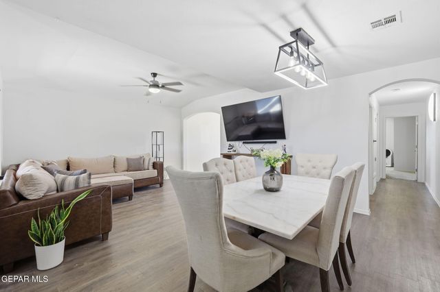 732 Nuevo Desierto Drive, Horizon City, TX 79928