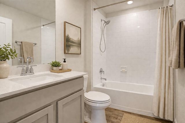 216 Strand LN, Bastrop, TX 78602