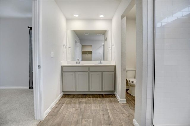 216 Strand LN, Bastrop, TX 78602